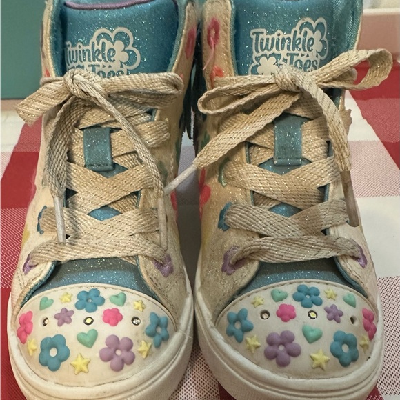 Skechers Other - Girls Sketchers Twinkle Toes High Top Sneakers - Size 11 (Toddler)